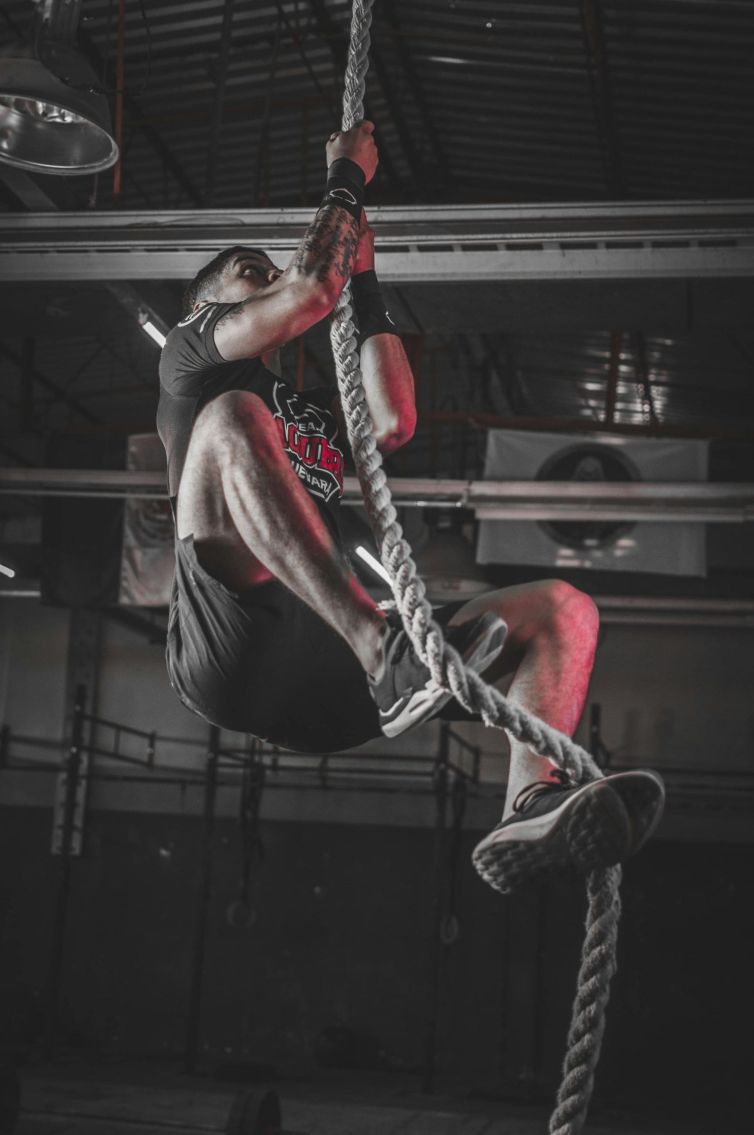 pexels-rope-climb-scaled